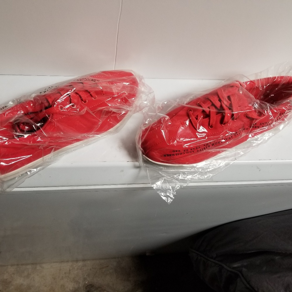 Womens shoes